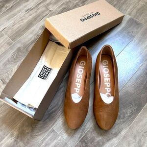 Genuine suede ballet flats